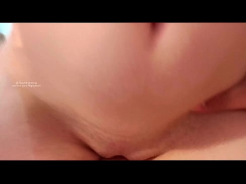 ❤️ 睡在我姐姐的房間裡，這就是我醒來的方式 ️❌ 色情 在我們這裡 zh-tw.ttsex.ru ❌️