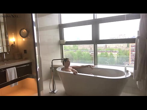 ❤️ 巨大的寶貝熱情地在浴室裡抽搐她的陰部 ️❌ 色情 在我們這裡 zh-tw.ttsex.ru ❌️