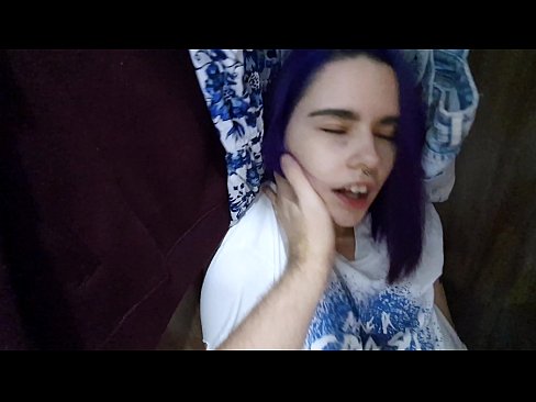 ❤️ 在壁櫥裡找到我姐姐並幫她射精 ️❌ 色情 在我們這裡 zh-tw.ttsex.ru ❌️